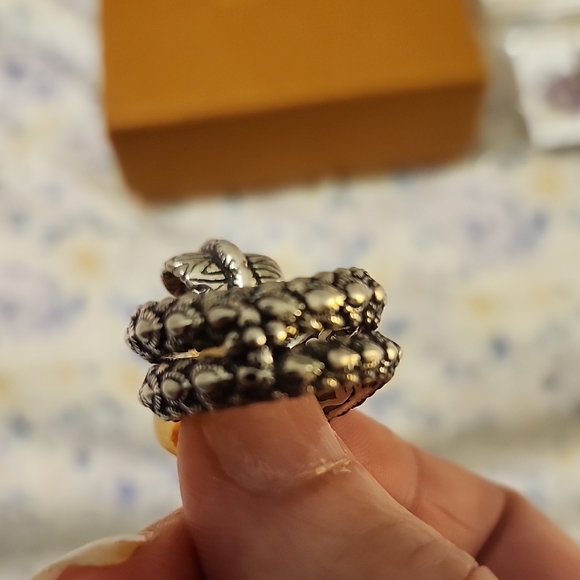 Barbara Bixby Sterling Silver Snake Ring With Rhodalite Garnet Stone Accents. - Picture 5 of 7